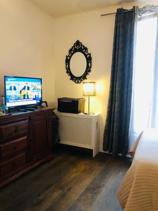 Habitation Cassiopee Apartment Париж Екстериор снимка