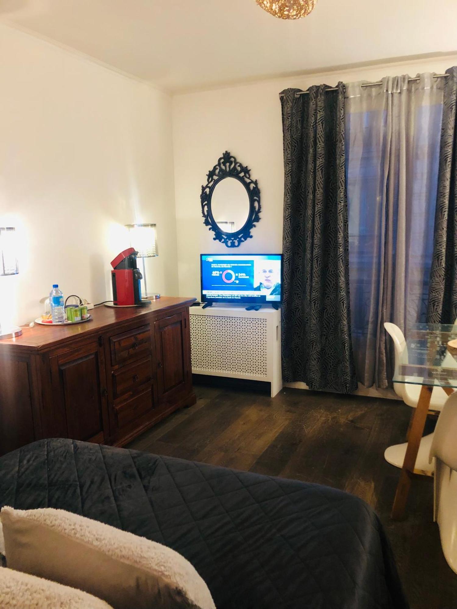 Habitation Cassiopee Apartment Париж Екстериор снимка